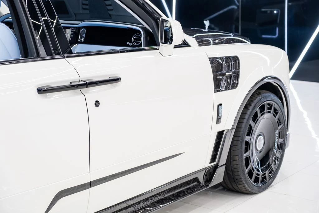 2026 Rolls-Royce Cullinan - Image 14 of 31