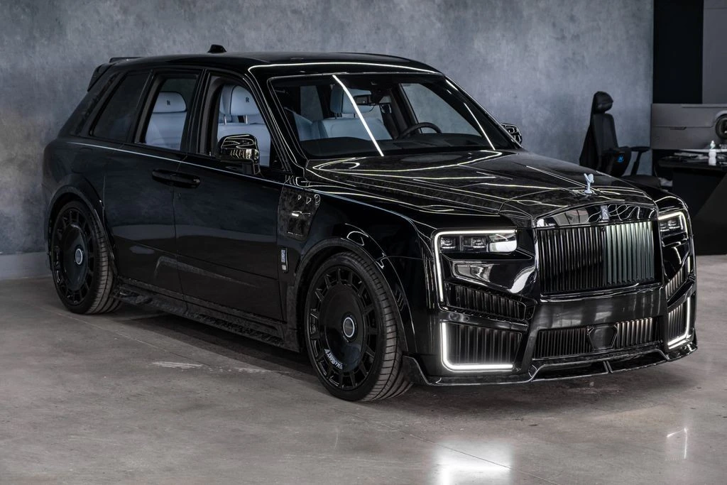 2026 Rolls-Royce Cullinan - Image 2 of 31