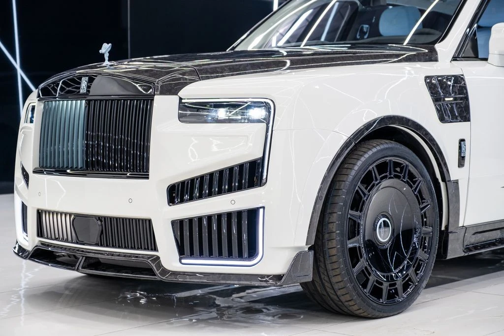 2026 Rolls-Royce Cullinan - Image 4 of 31