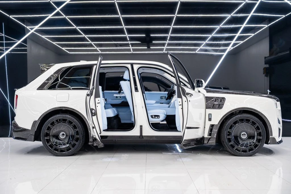 2026 Rolls-Royce Cullinan - Image 10 of 31