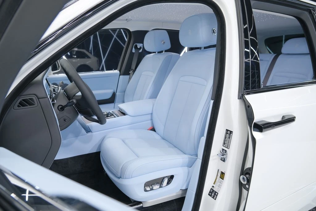 2026 Rolls-Royce Cullinan - Image 31 of 31