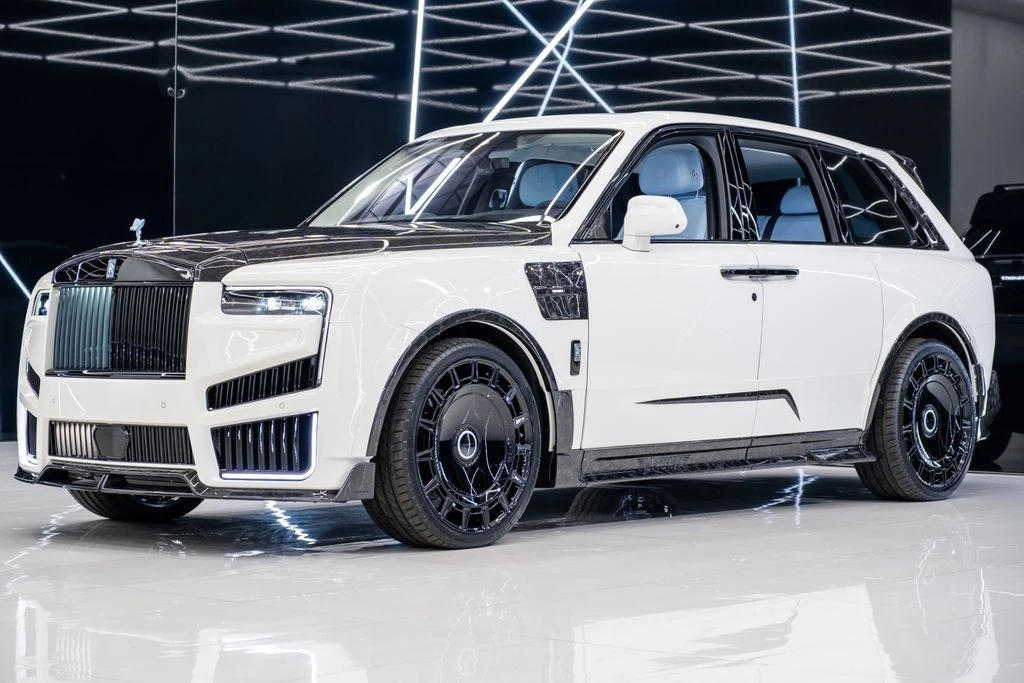 2026 Rolls-Royce Cullinan - Image 3 of 31