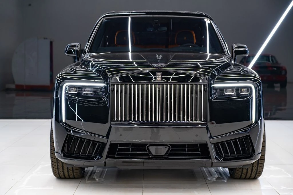 2026 Rolls-Royce Cullinan - Image 2 of 31
