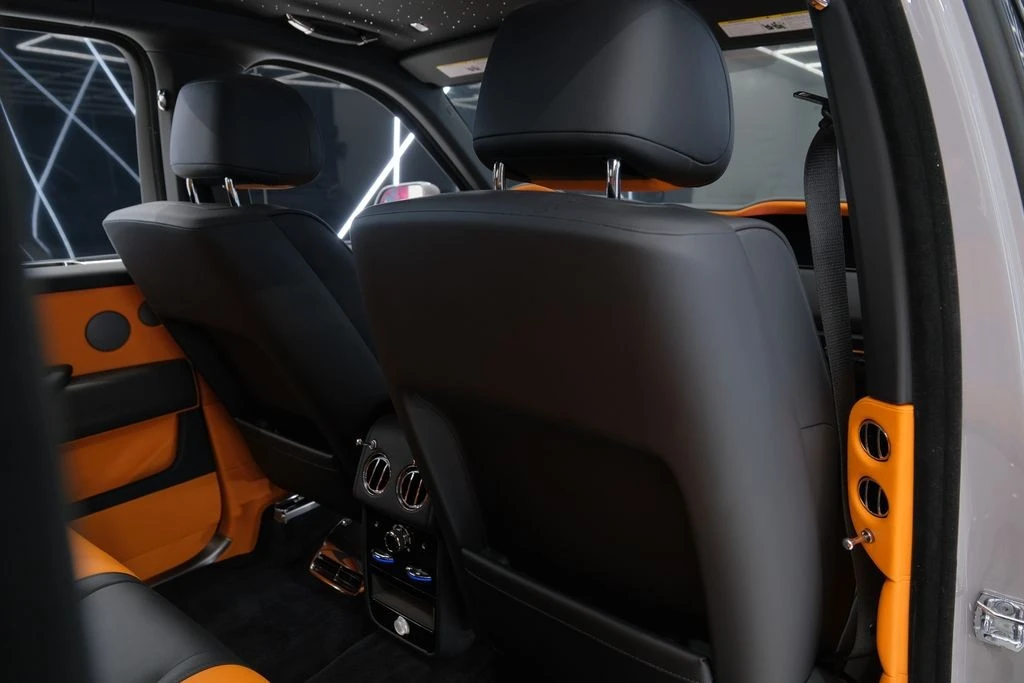 2026 Rolls-Royce Cullinan - Image 26 of 31
