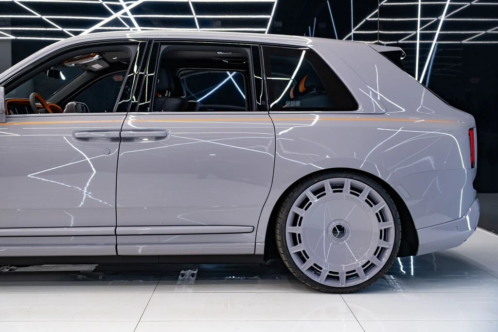 2026 Rolls-Royce Cullinan - Image 10 of 31
