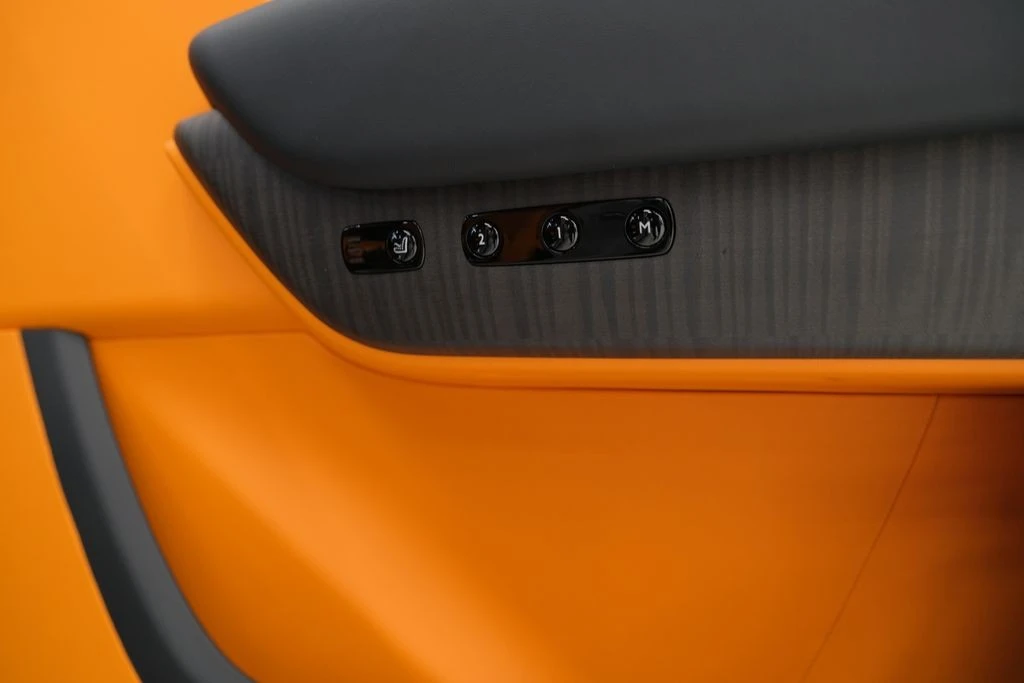 2026 Rolls-Royce Cullinan - Image 31 of 31