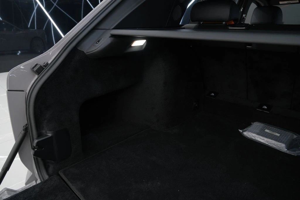 2026 Rolls-Royce Cullinan - Image 21 of 31