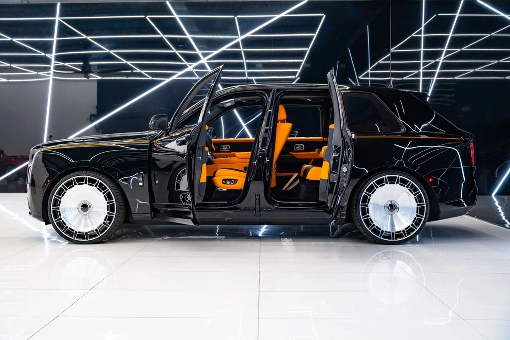 2026 Rolls-Royce Cullinan - Image 11 of 31