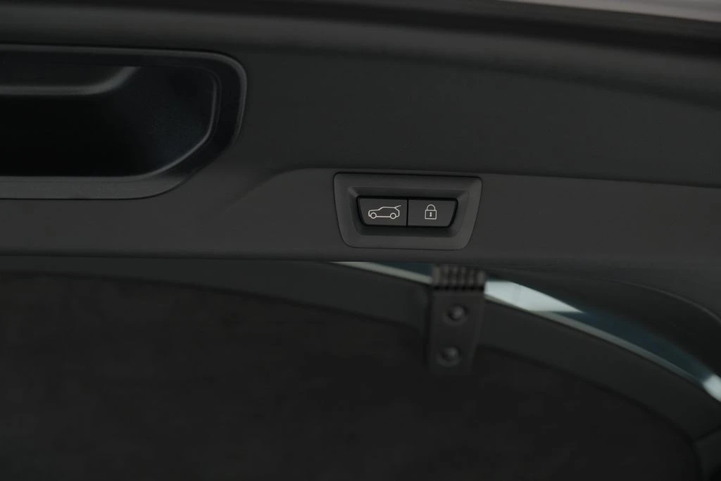 2026 Rolls-Royce Cullinan - Image 24 of 31