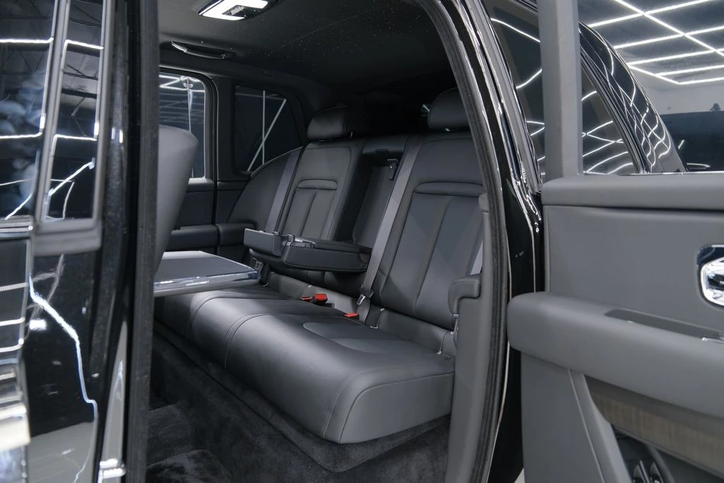 2026 Rolls-Royce Cullinan - Image 29 of 31