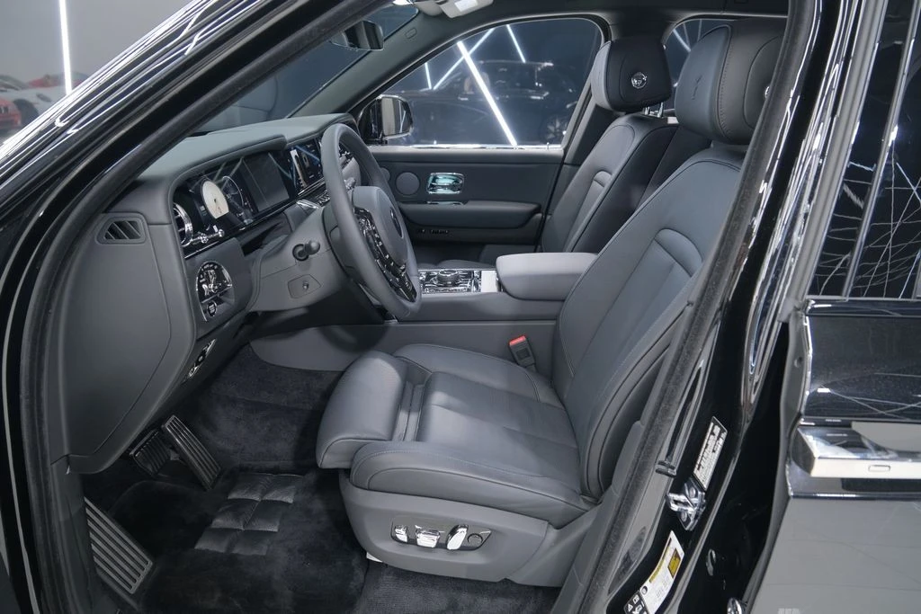 2026 Rolls-Royce Cullinan - Image 25 of 31