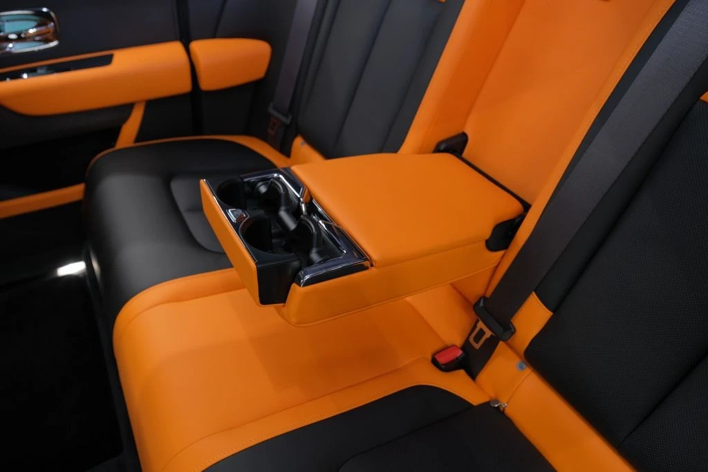2026 Rolls-Royce Cullinan - Image 25 of 31