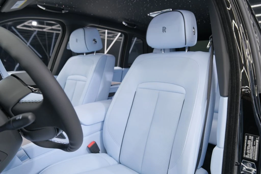 2026 Rolls-Royce Cullinan - Image 18 of 21