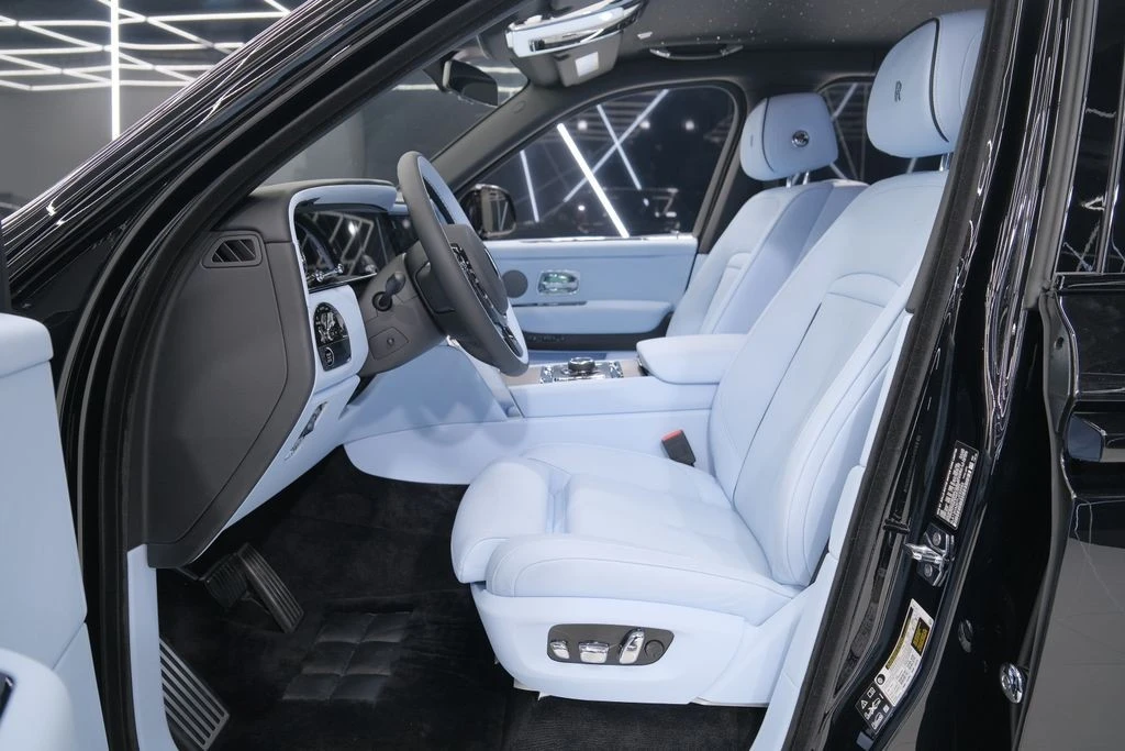 2026 Rolls-Royce Cullinan - Image 20 of 21