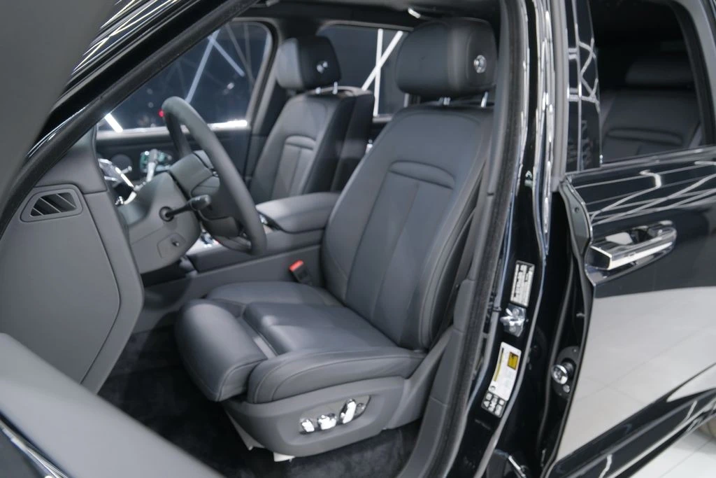 2026 Rolls-Royce Cullinan - Image 23 of 31