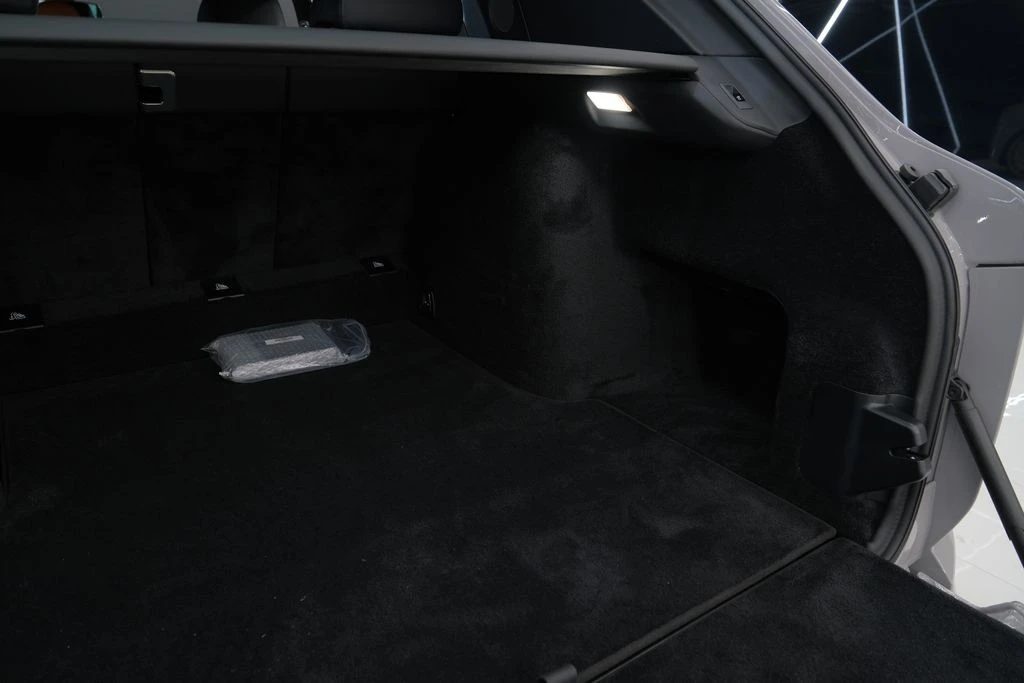 2026 Rolls-Royce Cullinan - Image 23 of 31