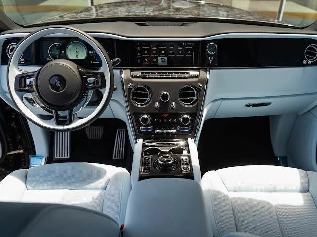 2026 Rolls-Royce Cullinan - Image 5 of 6