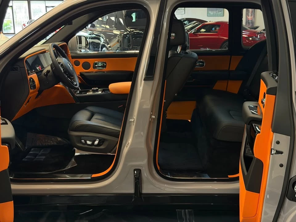 2026 Rolls-Royce Cullinan - Image 12 of 12