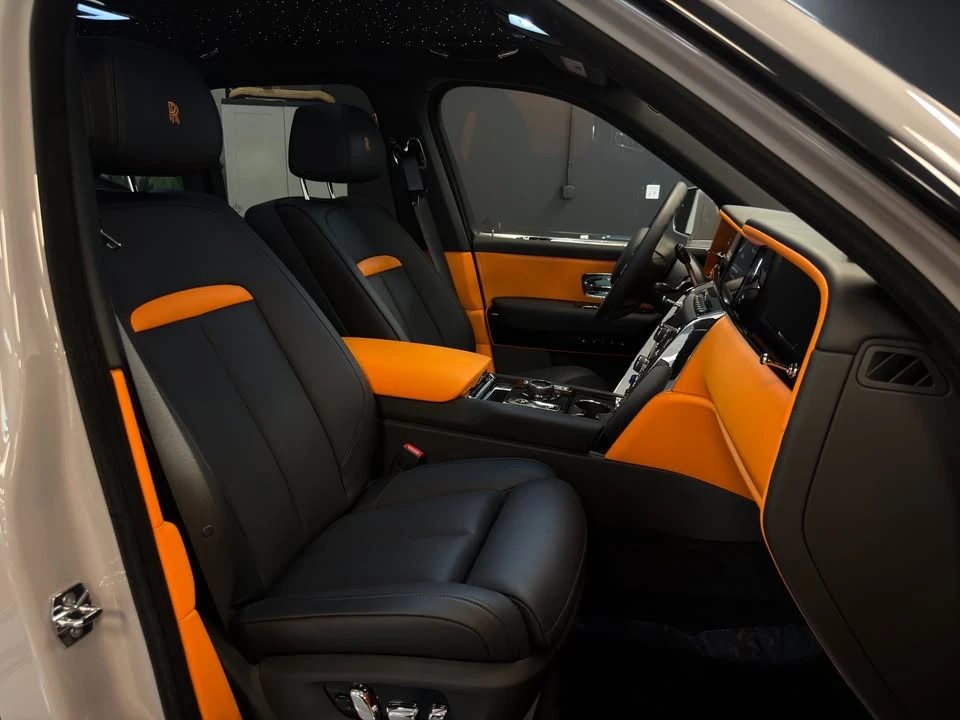 2026 Rolls-Royce Cullinan - Image 10 of 12