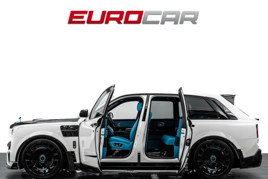 2026 Rolls-Royce Cullinan - Image 3 of 31