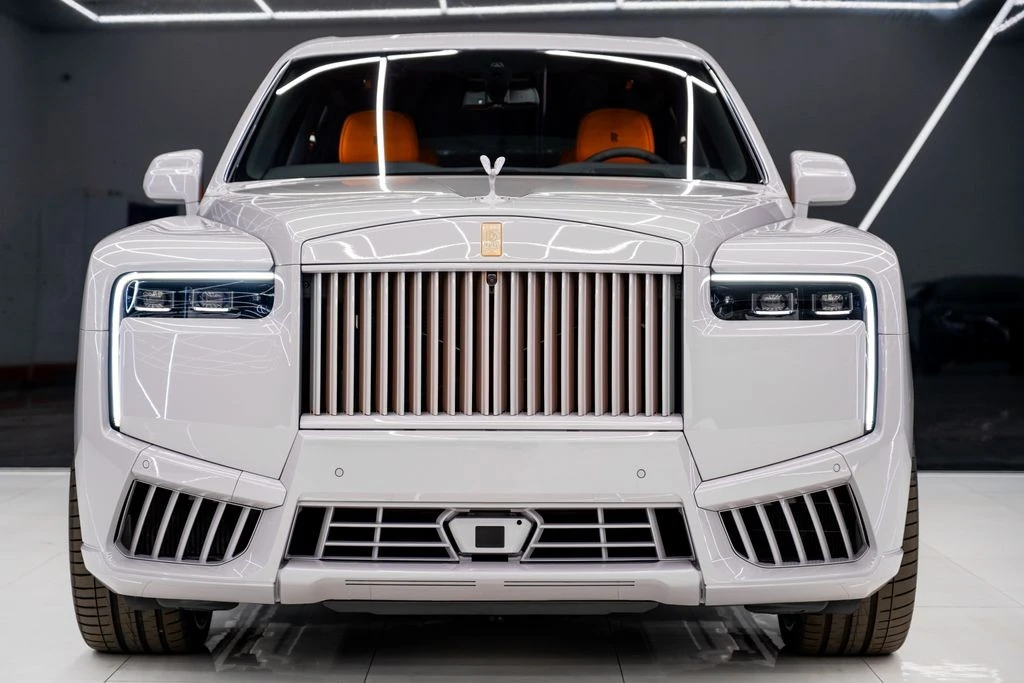 2026 Rolls-Royce Cullinan - Image 2 of 21