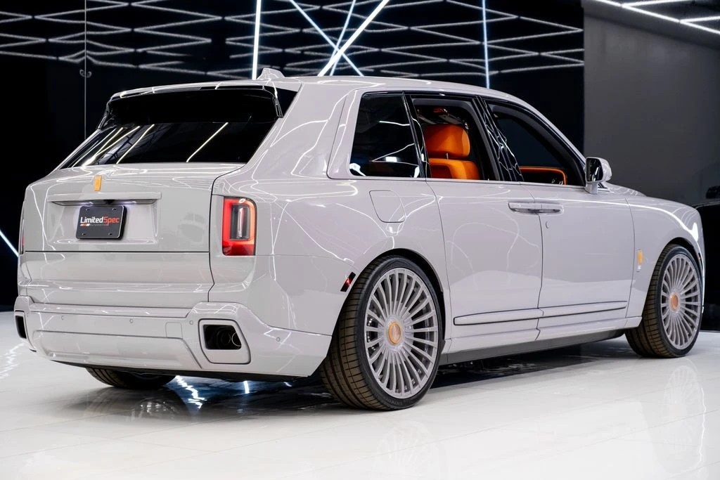 2026 Rolls-Royce Cullinan - Image 16 of 21