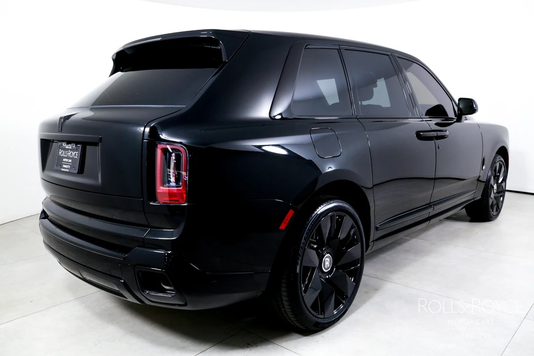 2026 Rolls-Royce Cullinan - Image 2 of 21