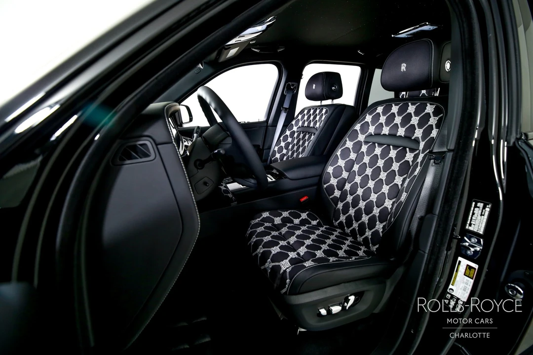 2026 Rolls-Royce Cullinan - Image 12 of 31
