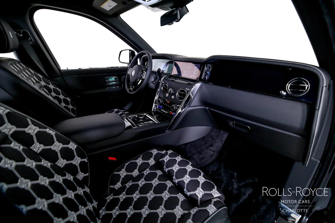 2026 Rolls-Royce Cullinan - Image 31 of 31