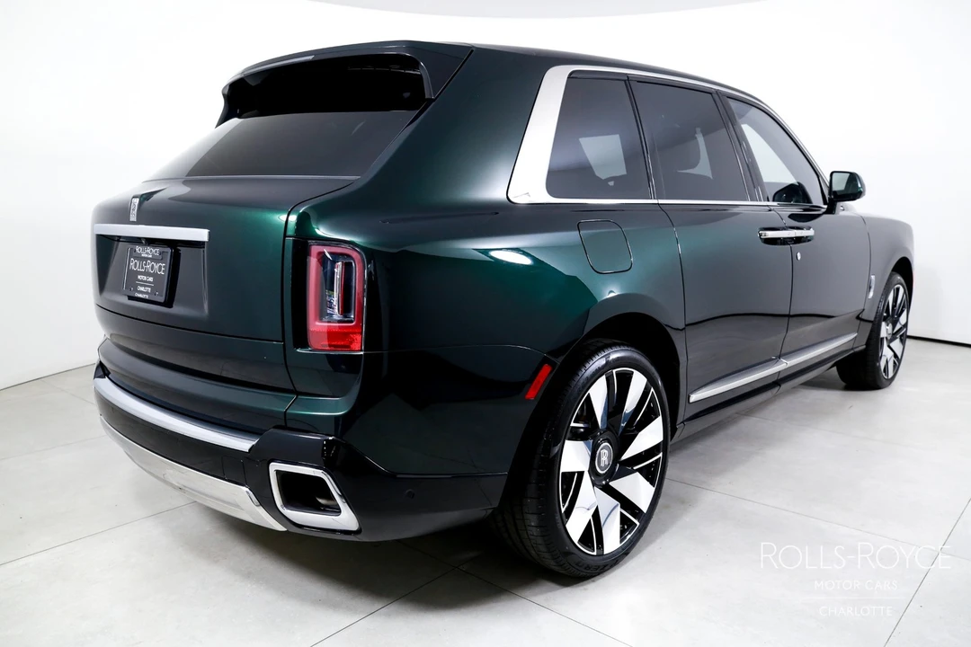 2026 Rolls-Royce Cullinan - Image 2 of 31