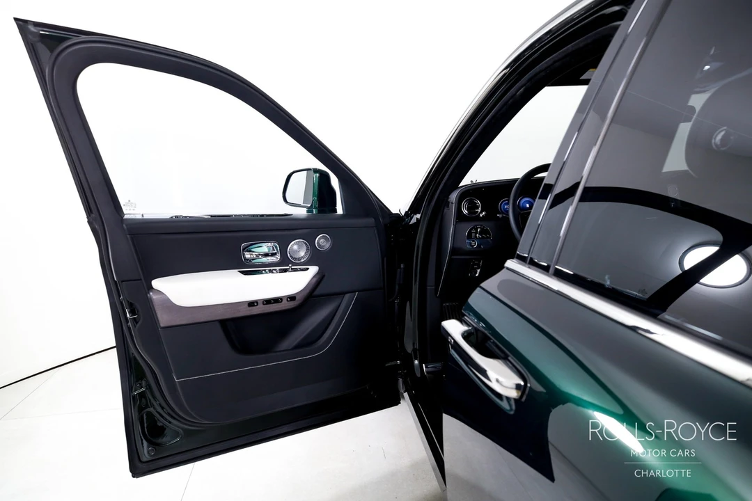 2026 Rolls-Royce Cullinan - Image 11 of 31