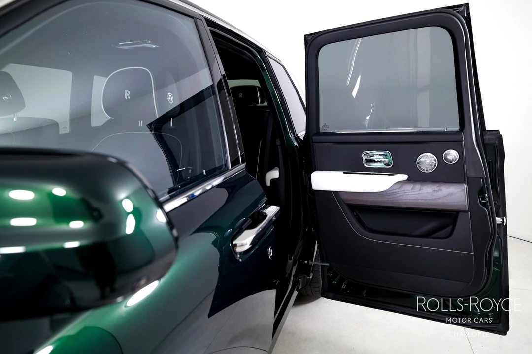 2026 Rolls-Royce Cullinan - Image 18 of 31