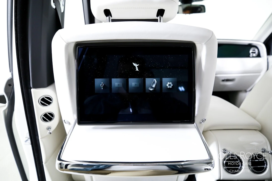 2026 Rolls-Royce Cullinan - Image 20 of 31