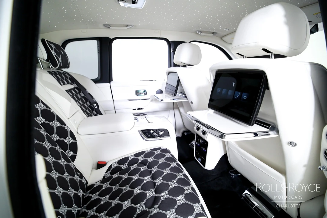 2026 Rolls-Royce Cullinan - Image 31 of 31