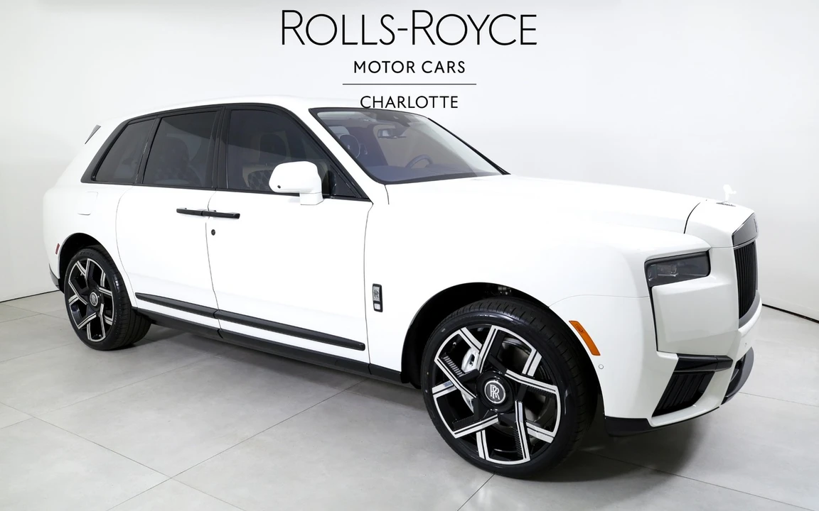 2026 Rolls-Royce Cullinan - Image 5 of 12
