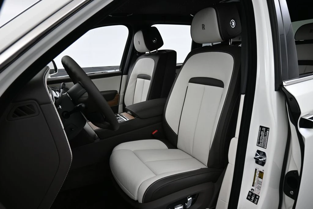 2026 Rolls-Royce Cullinan - Image 5 of 31