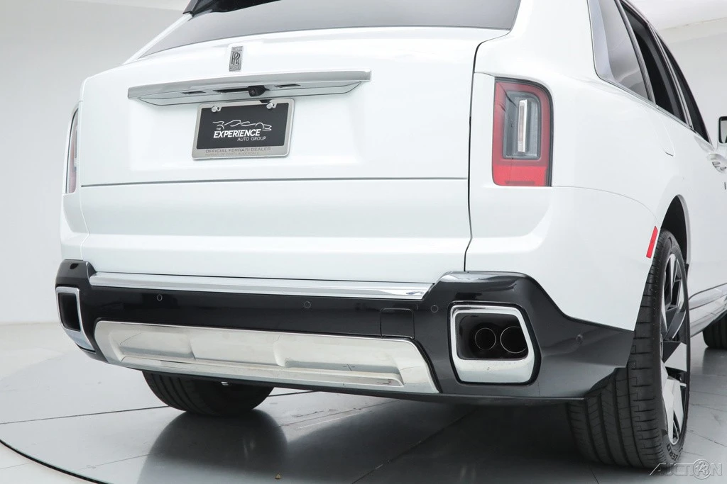 2026 Rolls-Royce Cullinan - Image 17 of 21