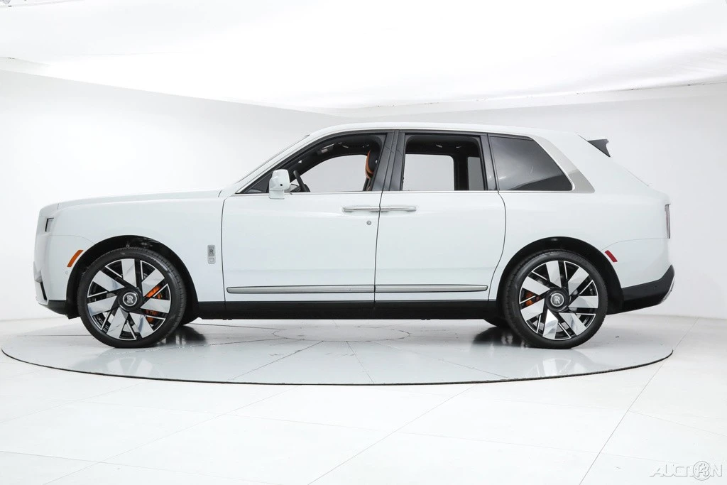 2026 Rolls-Royce Cullinan - Image 3 of 21