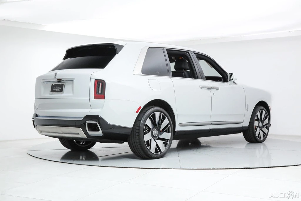 2026 Rolls-Royce Cullinan - Image 6 of 21