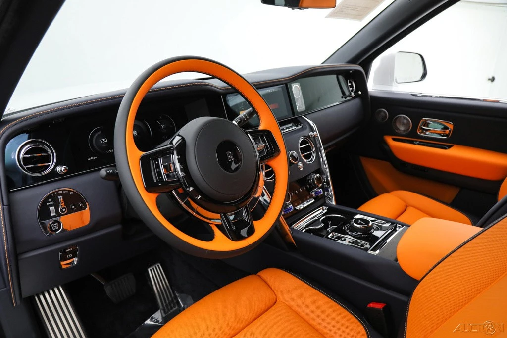 2026 Rolls-Royce Cullinan - Image 2 of 21