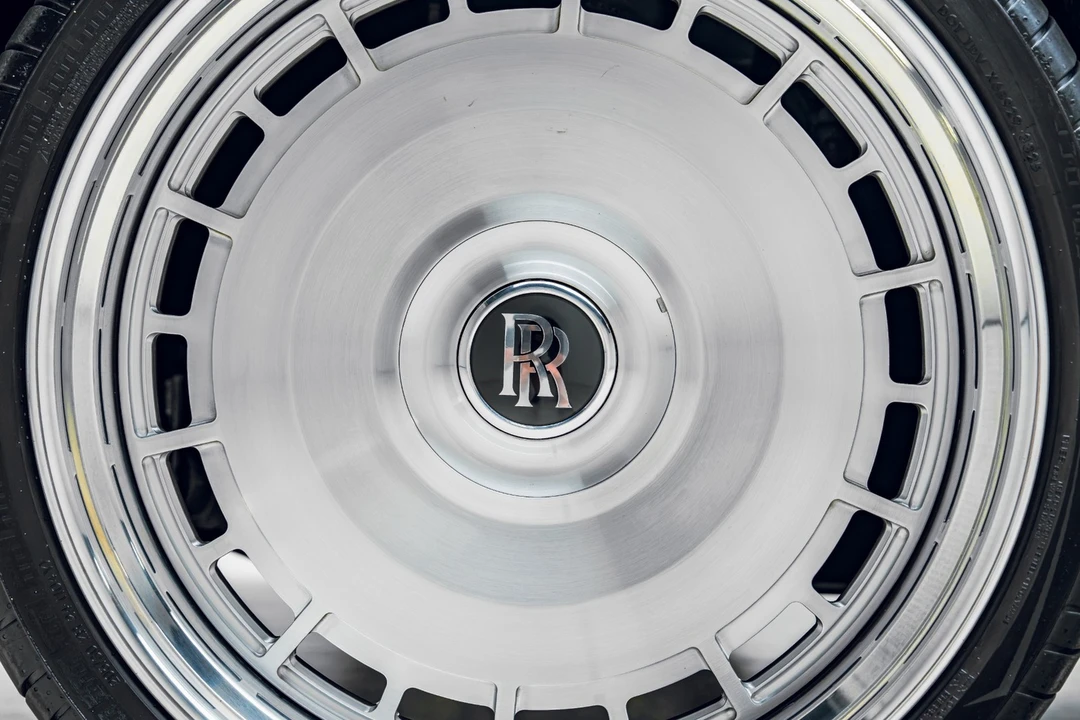 2026 Rolls-Royce Cullinan - Image 31 of 31