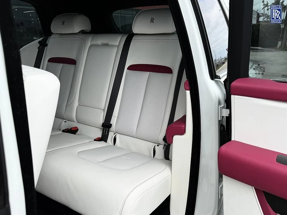 2026 Rolls-Royce Cullinan - Image 30 of 31