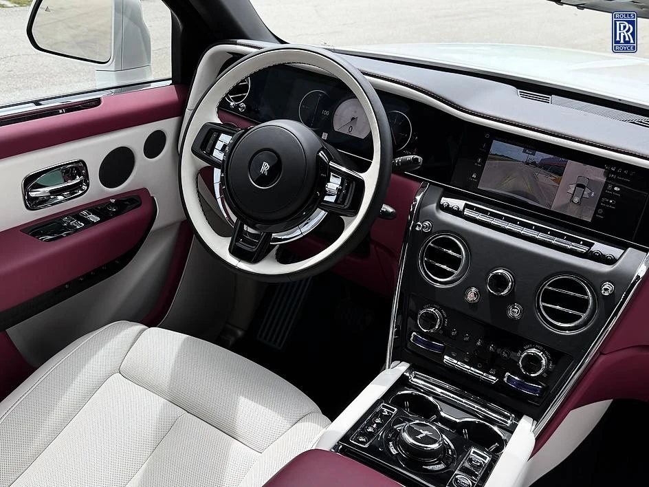 2026 Rolls-Royce Cullinan - Image 16 of 31