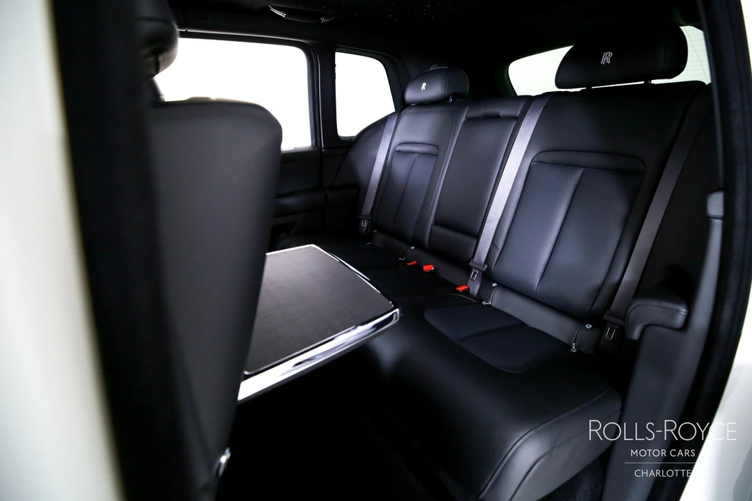2026 Rolls-Royce Cullinan - Image 19 of 31