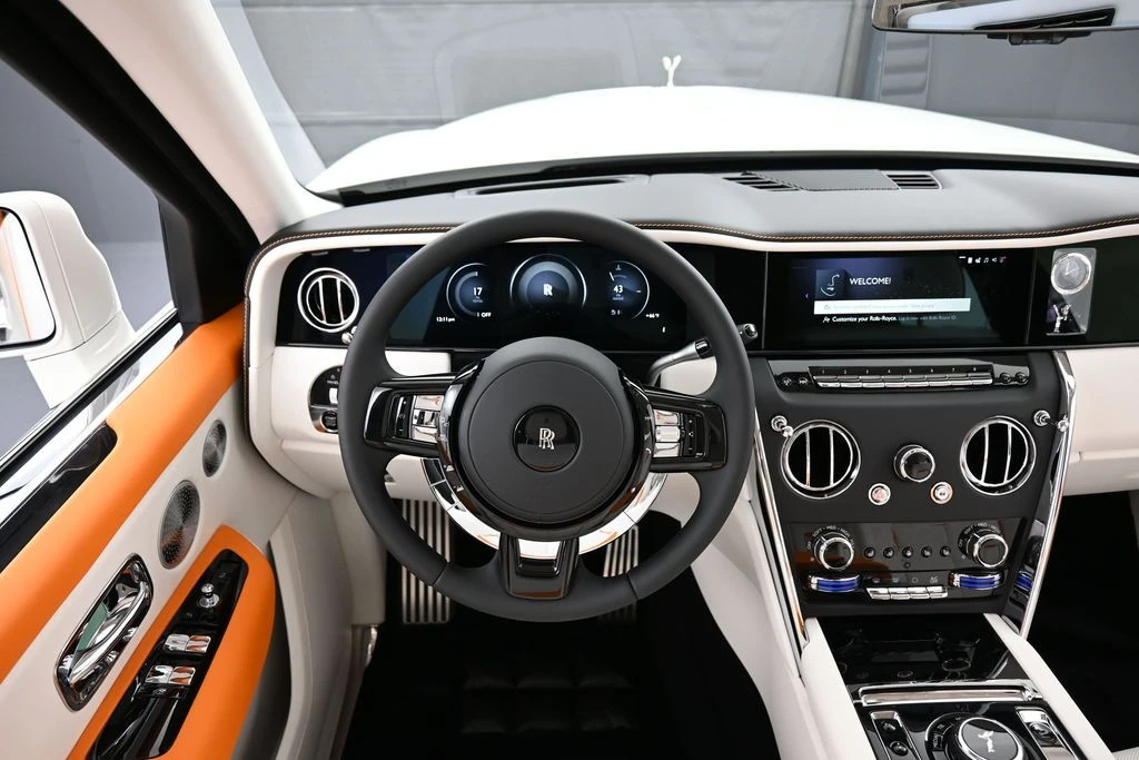 2026 Rolls-Royce Cullinan - Image 17 of 31