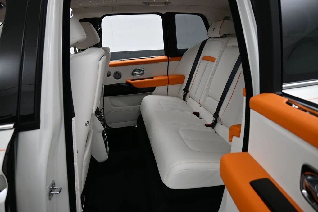2026 Rolls-Royce Cullinan - Image 25 of 31