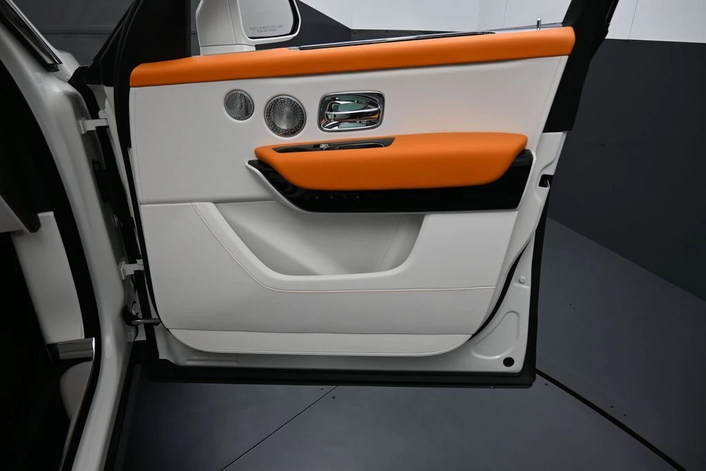 2026 Rolls-Royce Cullinan - Image 30 of 31
