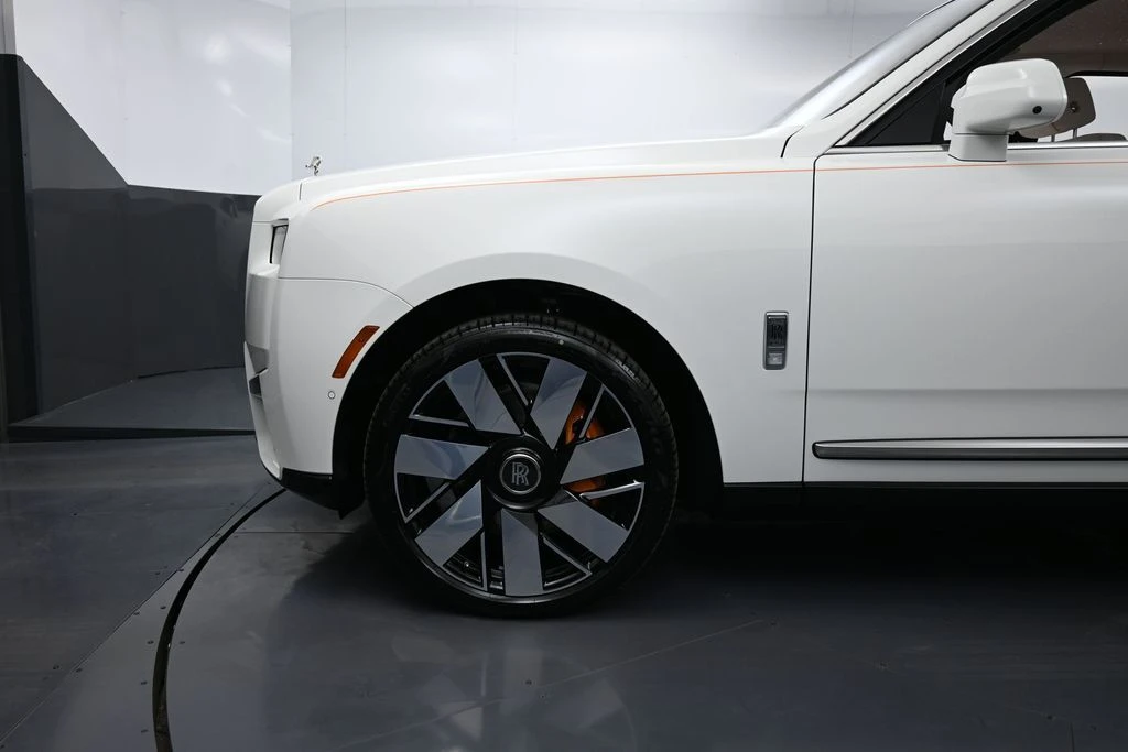 2026 Rolls-Royce Cullinan - Image 12 of 31
