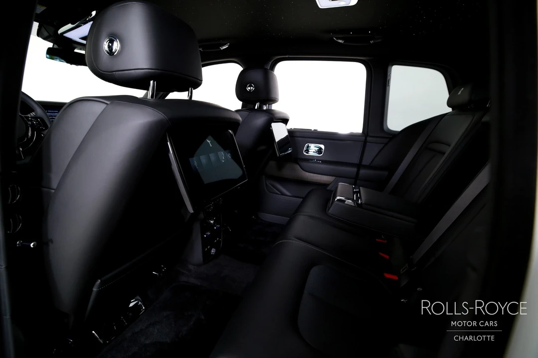 2026 Rolls-Royce Cullinan - Image 20 of 31