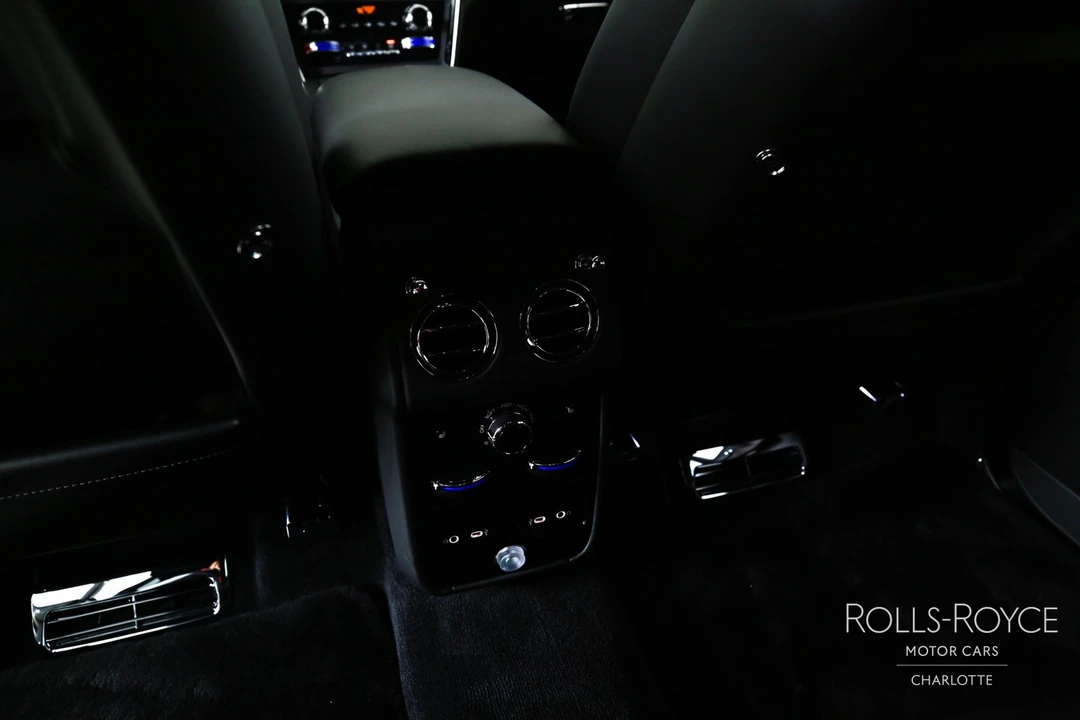 2026 Rolls-Royce Cullinan - Image 22 of 31